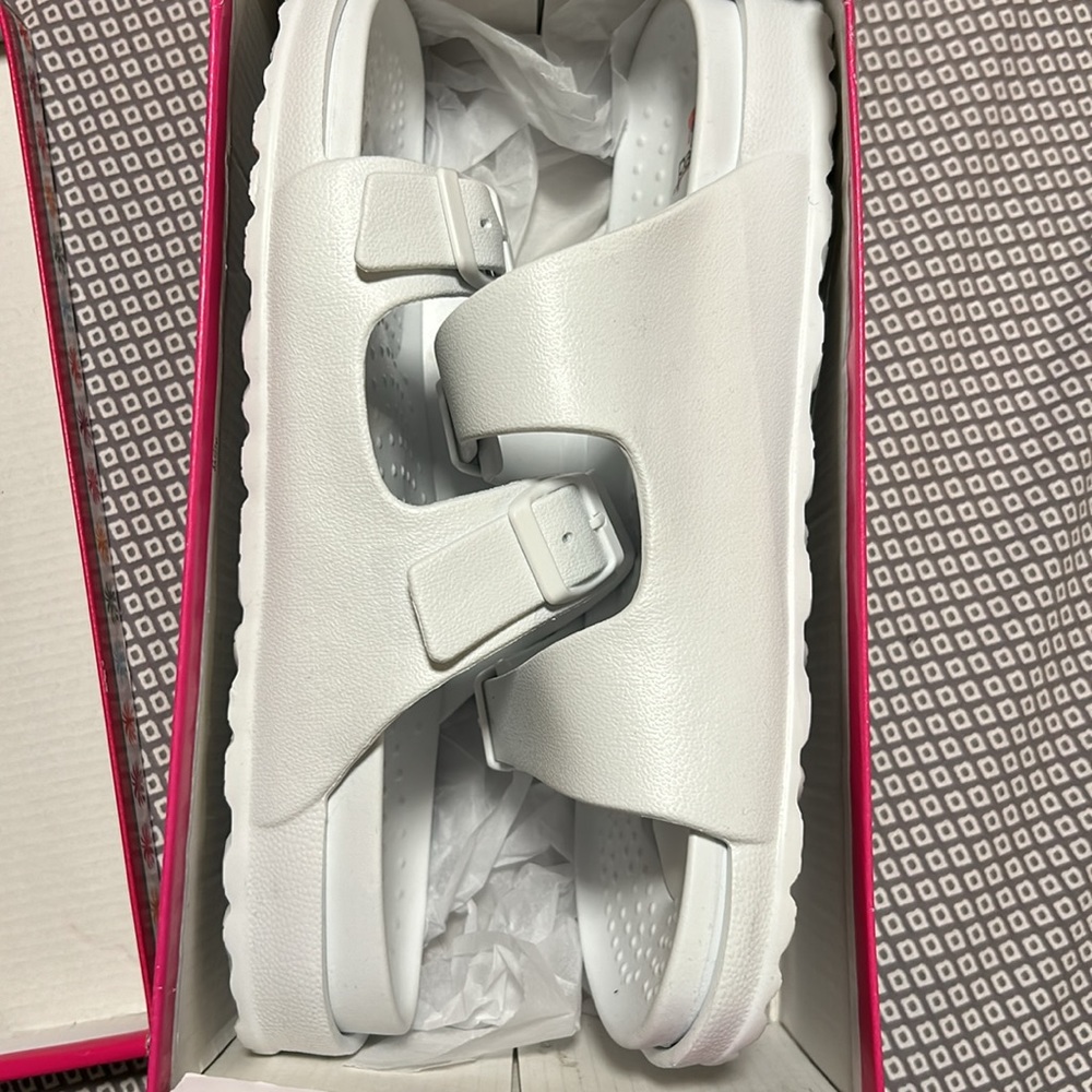 Brand new! White Sandals Sz 13 Women